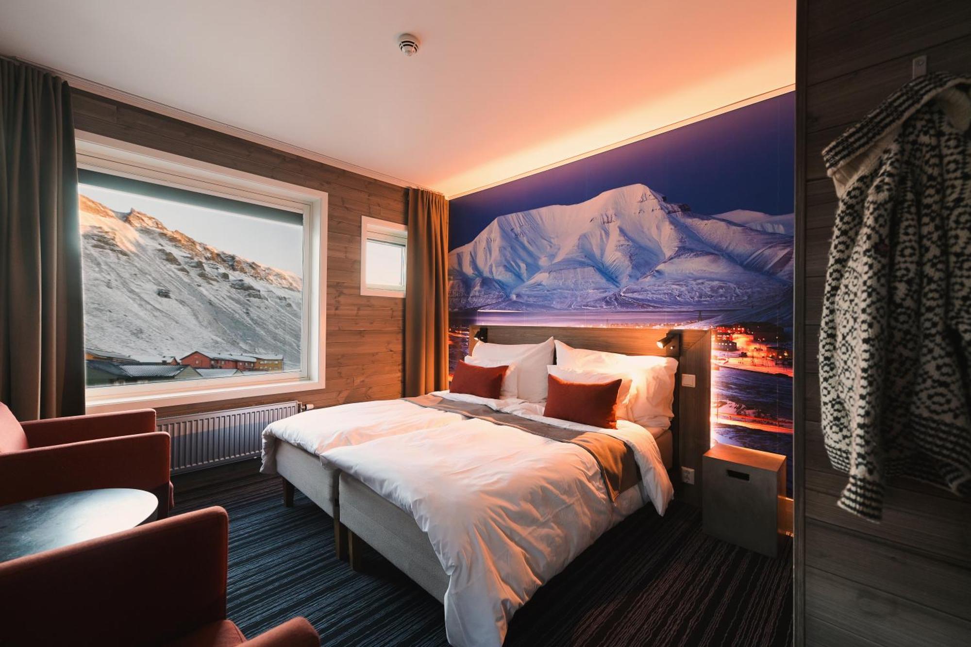 Svalbard Hotell | Polfareren Longyearbyen Exterior foto